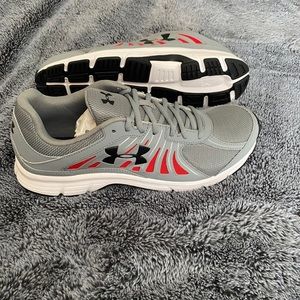 Men’s Under Armour sneakers. Brand new. Size 11.5